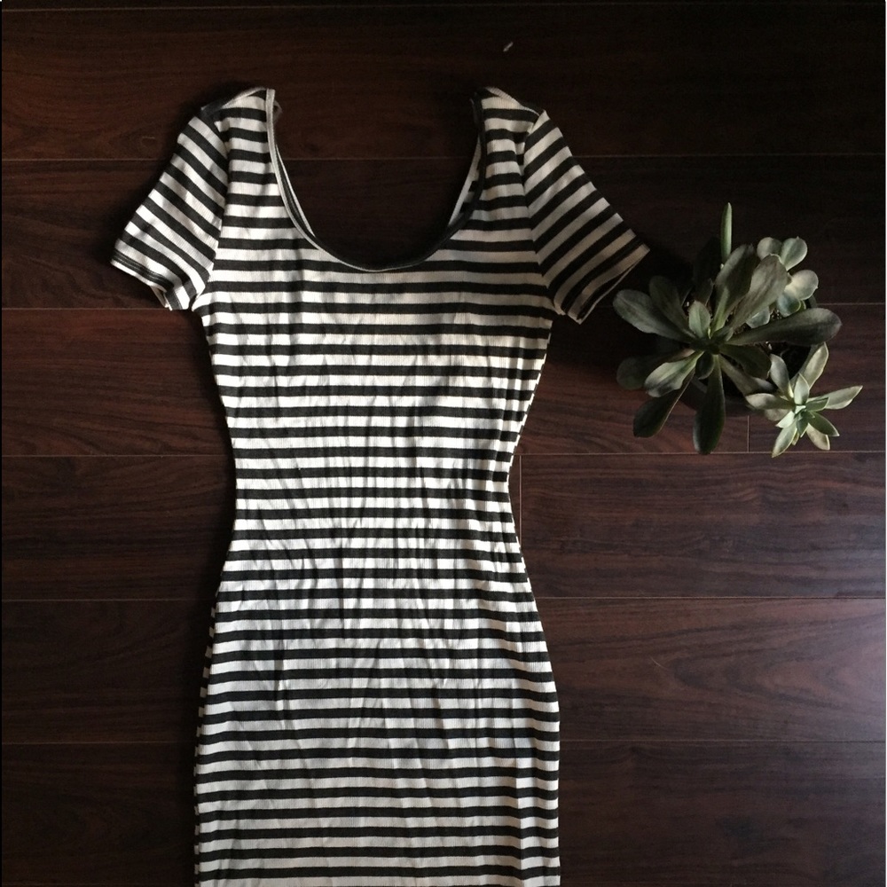 MIDI striped knot dress with low back