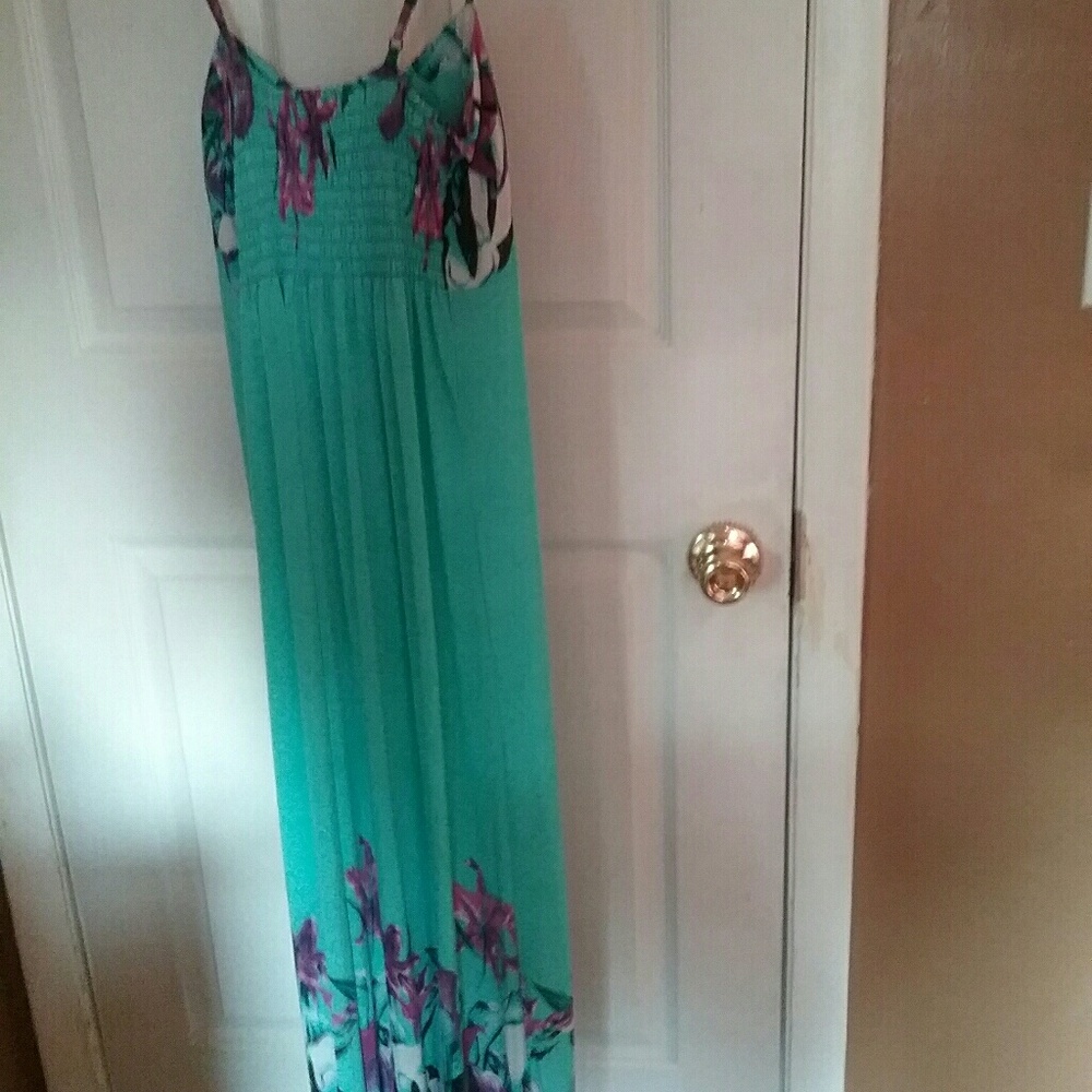 Sundress - Picture 2 of 2