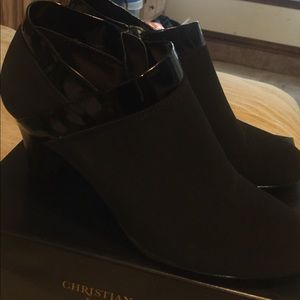 Black heels