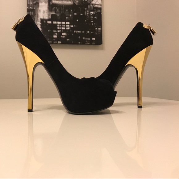 Louis Vuitton OH Really Suede - Picture 3 of 8