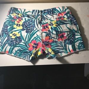 Old Navy Floral shorts