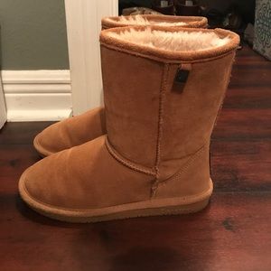 BearPaw on Poshmark