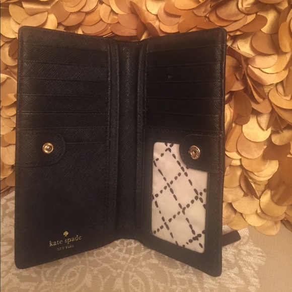Kate Spade Wallet - Picture 2 of 3