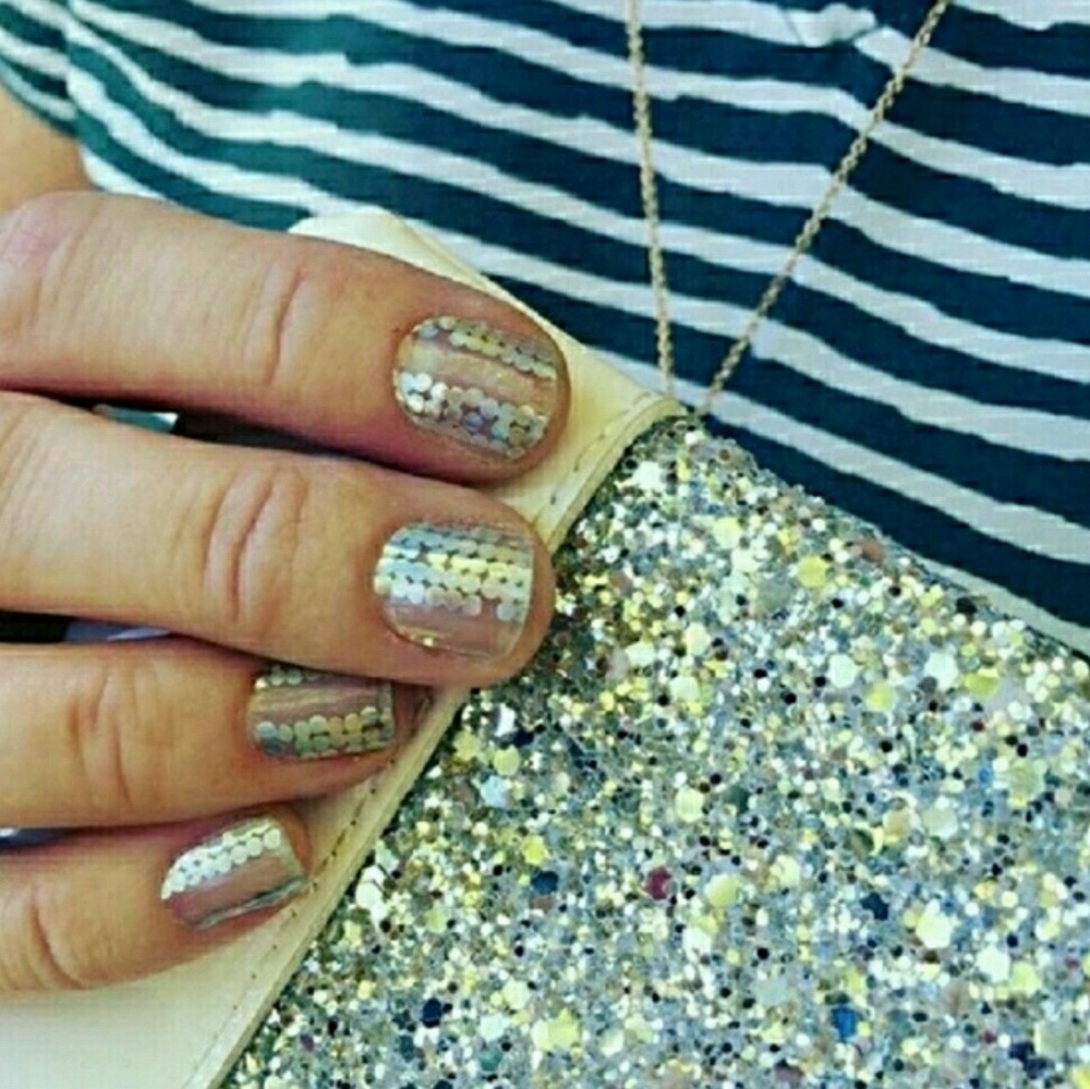 Retired shinning personality Jamberry wraps