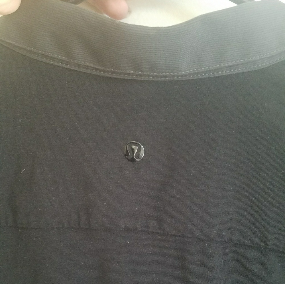 Men's Lululemon collared tee