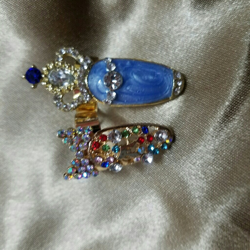 Fingernail rings