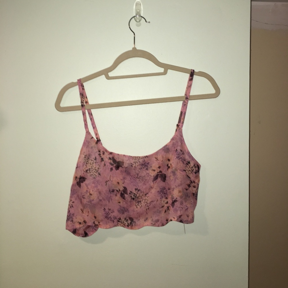 NEW BRANDY MELVILLE Crop Top