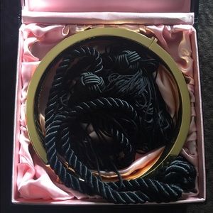 Agent provocateur choker