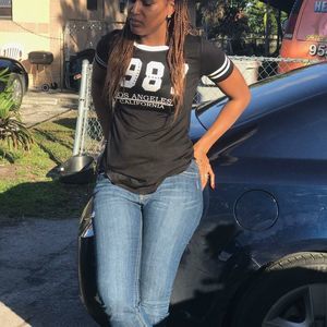 Meet your Posher, Pearletha