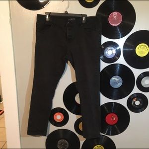 Black skinny jeans