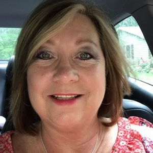 Meet your Posher, Debbie