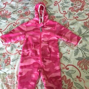 Cabela's baby fleece suit 12-18m