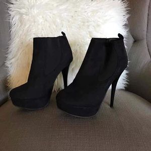 Black ankle booties