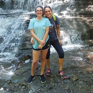 Meet your Posher, Cara