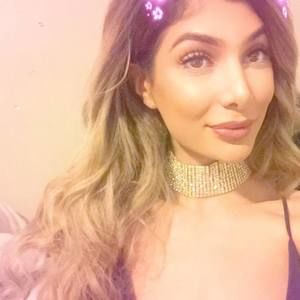 Meet your Posher, Nassreen