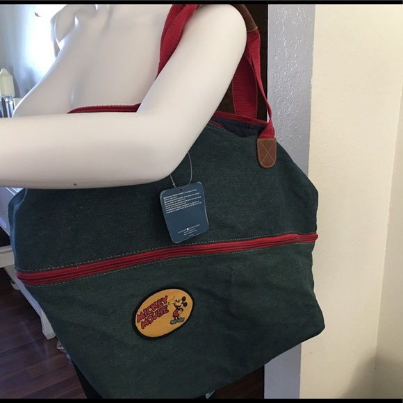 New Mickey Mouse duffle bag - Picture 3 of 3