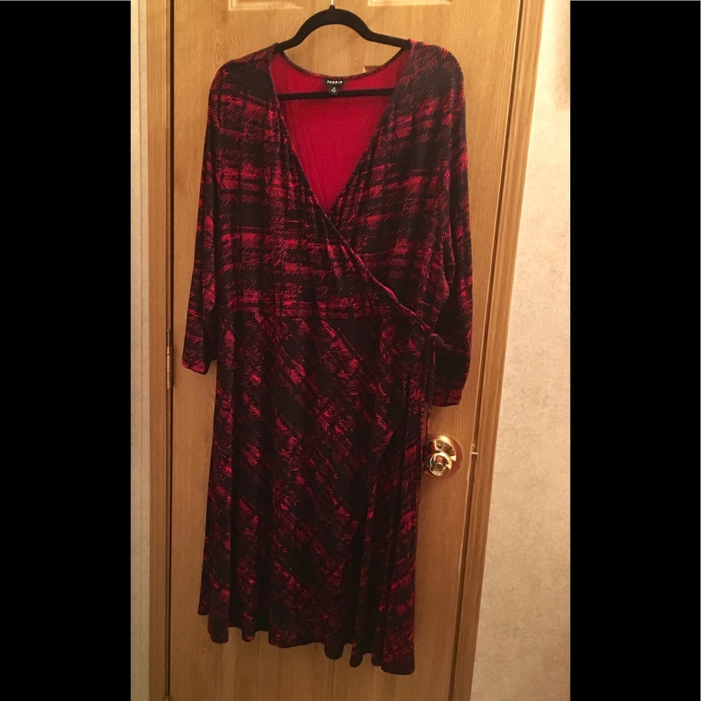 TORRID, Red & Black plaid dress, Size 4 (26W)