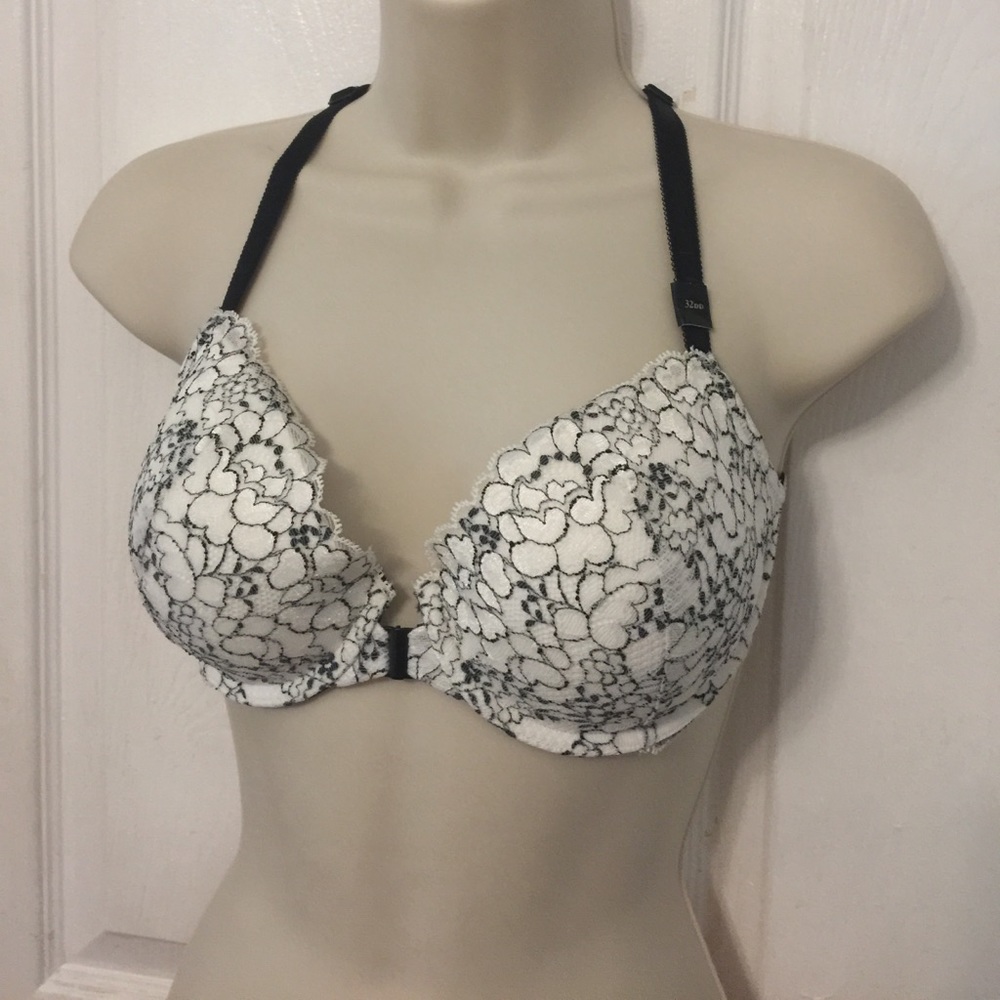 Victoria's Secret Razor back lace bra