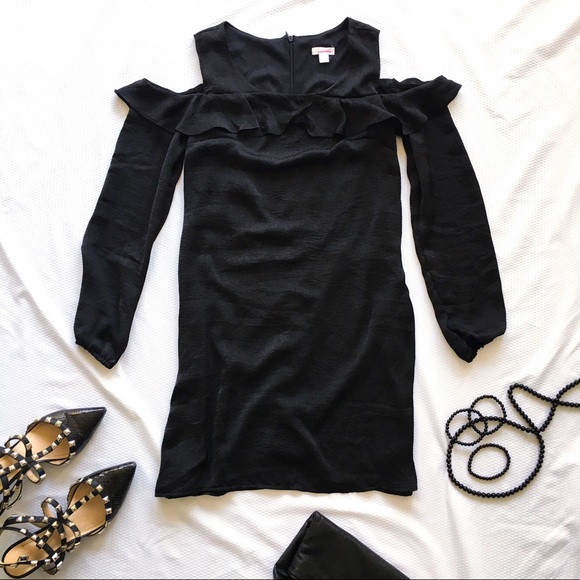 Xhilaration Dresses & Skirts - Black Silk cold shoulder ruffle dress