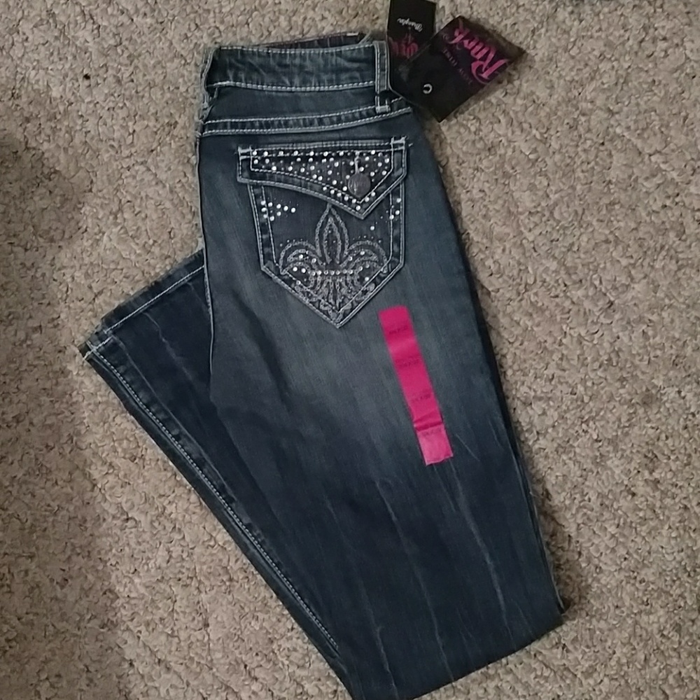 Low rise jeans