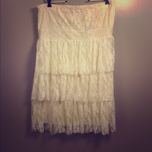 Adorable strapless cream lace dress