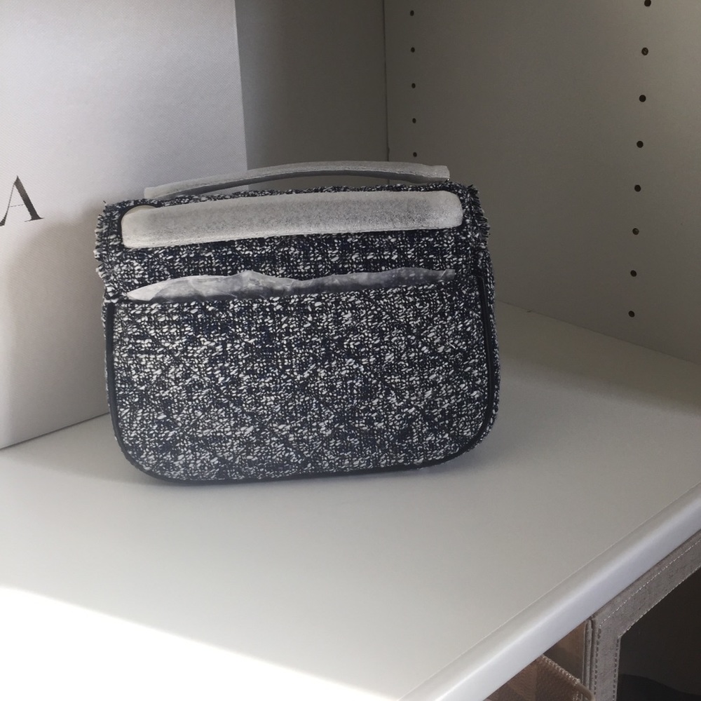 🎉🎉HP🎉🎉 Michael Kors shoulder bag - Picture 3 of 4