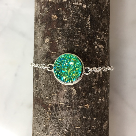 Faux druzy quartz bracelet geode resin blue silver - Picture 7 of 7