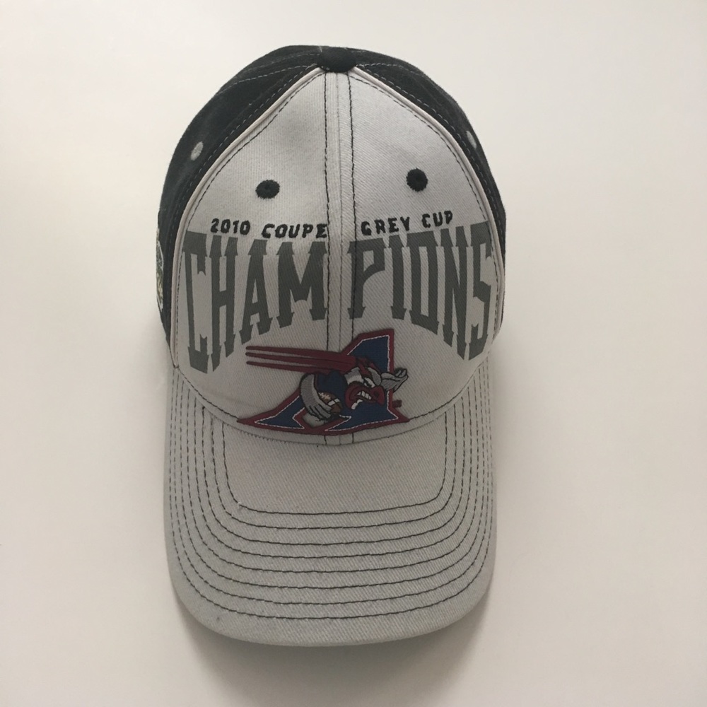 Reebok 2010 Coupe Grey Cup CHAMPIONS Hat