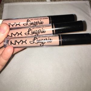 NYX lingerie liquid lip set