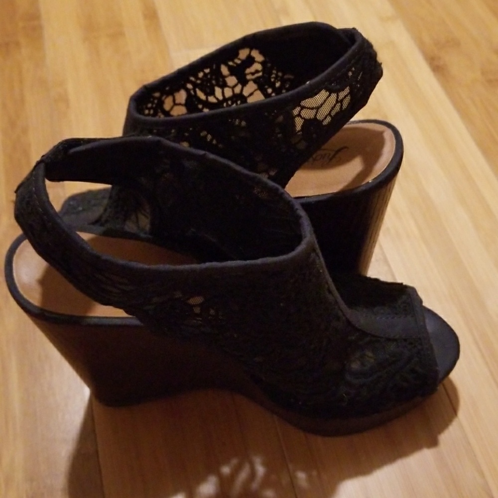 Lucky Brand wedges