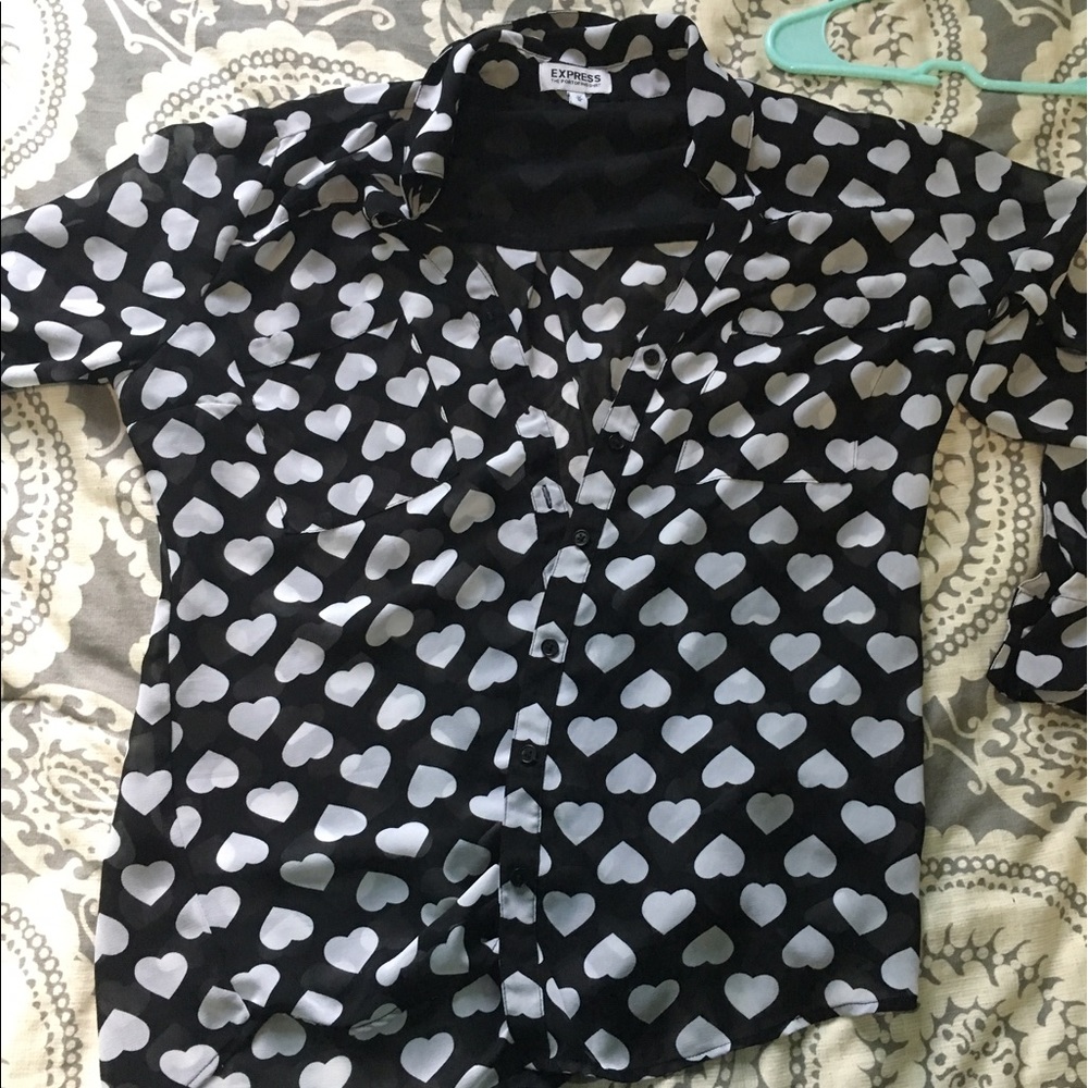 Black portfino with white hearts