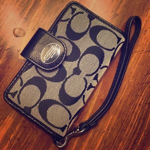 Coach phone case/wallet