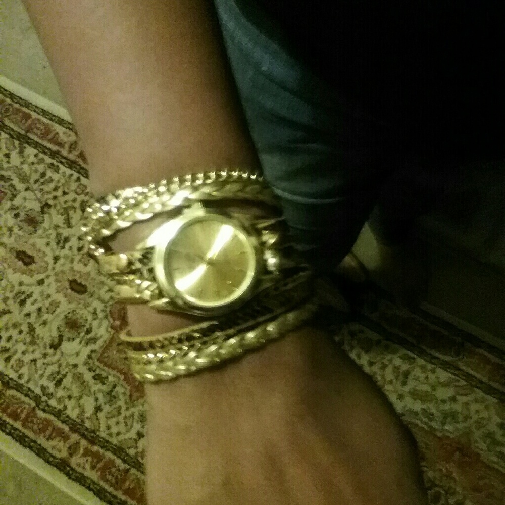 Watch - Picture 2 of 2