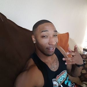 Meet your Posher, Theo