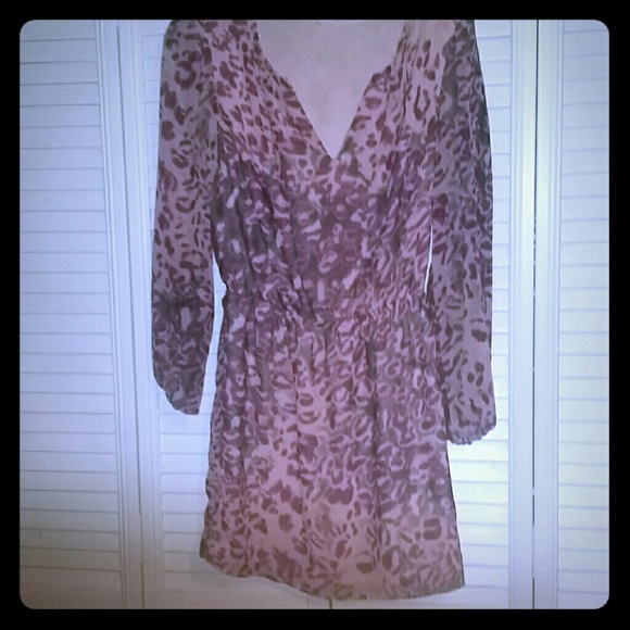 Dresses & Skirts - Pink Leopard Dress
