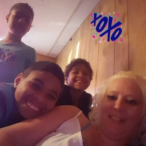 Meet your Posher, Leslie