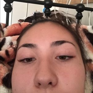 Meet your Posher, Caitlyn