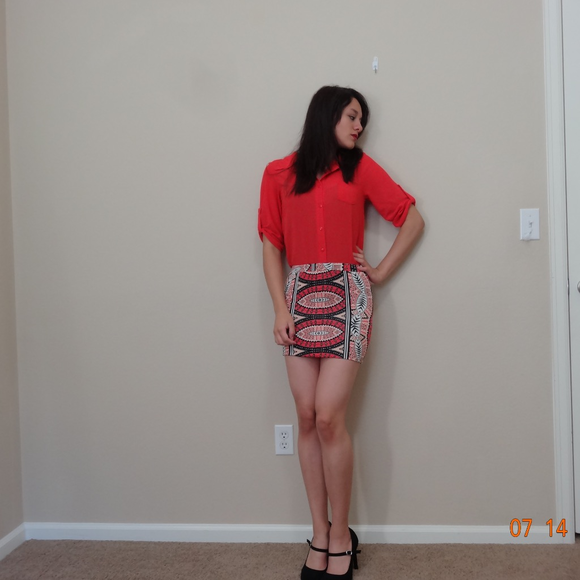 Tops and Bottom - Picture 5 of 5