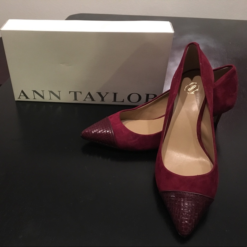 New Ann Taylor Kitten Pumps - NWT
