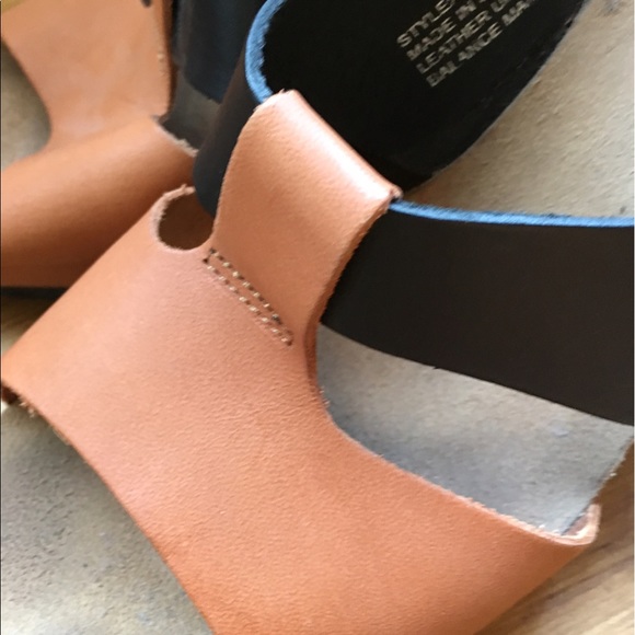 Pedro Iniesta Wedge Platforms - Picture 2 of 5