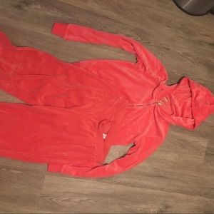 Velour pants suit