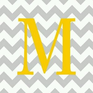 Meet your Posher, Maxine