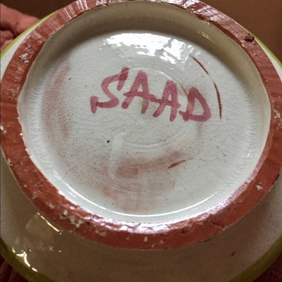 POTTERY CATCH-ALL PIECE. FISH DESIGN. - Picture 3 of 3