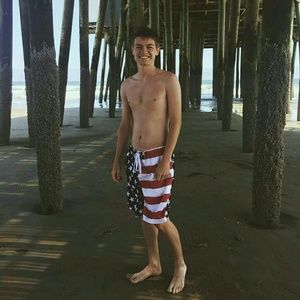 Meet your Posher, Clay