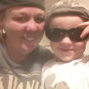 Meet your Posher, Crystal