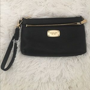 Michael Kors wristlet