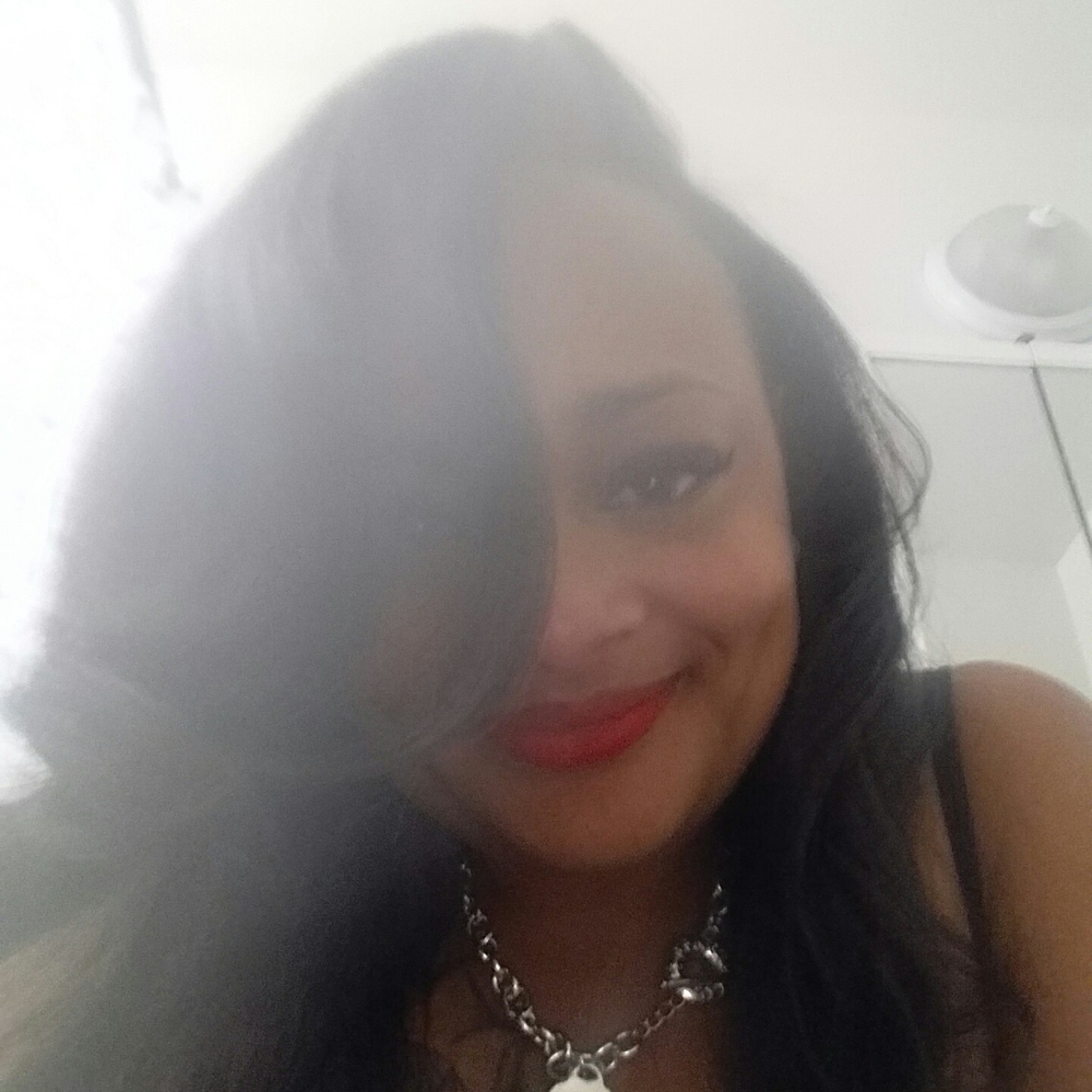 Meet your Posher, Toya