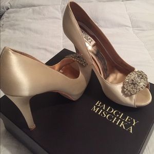 Ivory Badgley Mischka Heels