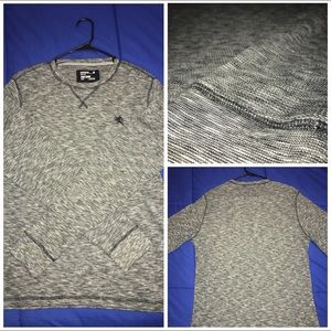 Grey long sleeve shirt