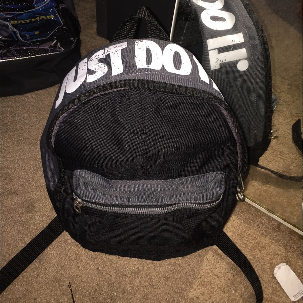 Nike mini bookbag.